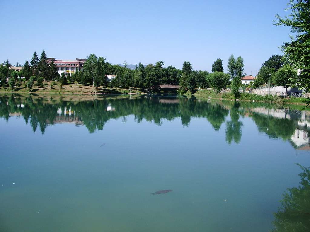 Inaugurato a Nemoli il “percorso sensoriale romantico” sul lago Sirino