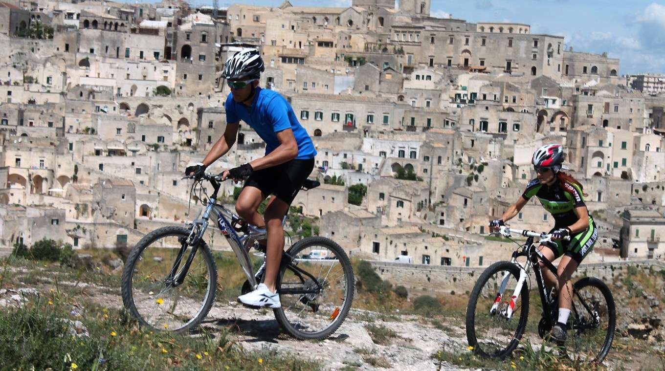 Da Matera alle Dolomiti Lucane: in Basilicata è boom per il cicloturismo