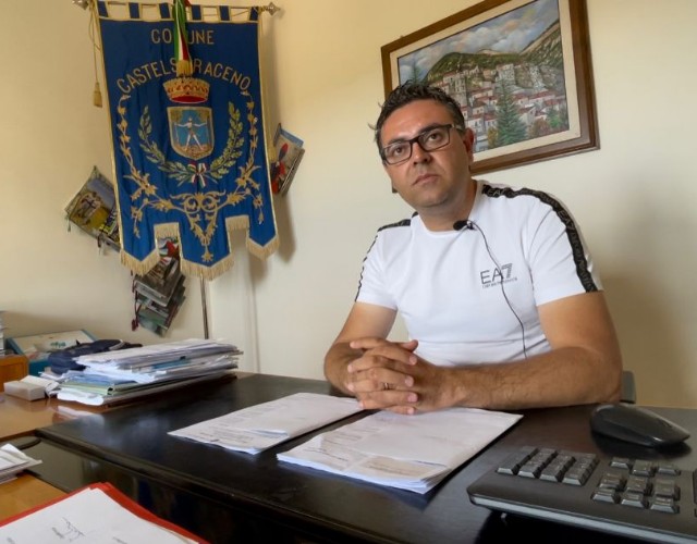 Intervista esclusiva a Rocco Rosano, sindaco di Castelsaraceno sull'offerta turistica del “paese dei due parchi