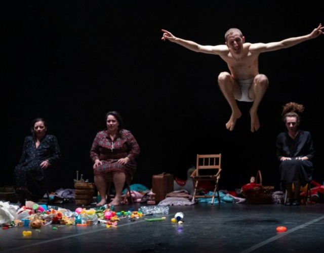 Emma Dante ritorna al Città delle 100 Scale Festival con lo spettacolo “Misericordia”