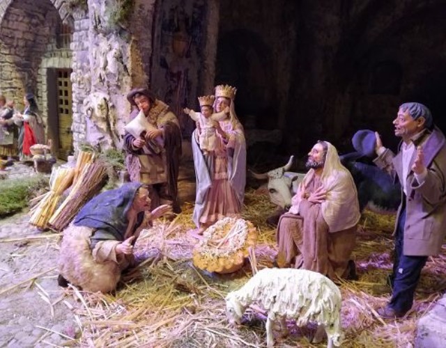 Il ‘Presepe Lucano’ del maestro Franco Artese al Duomo di Torino