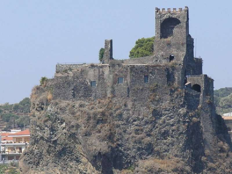 Castello Ruggero