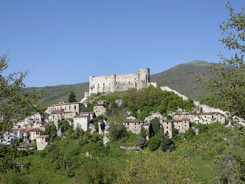 Castello Caracciolo