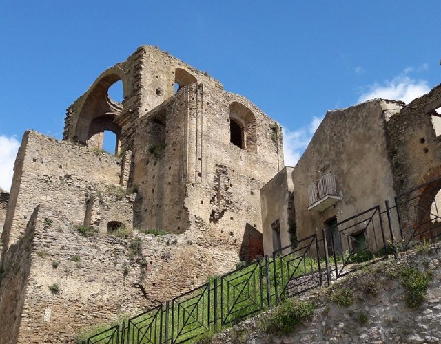 Chiesa Diruta dei SS. Luca e Giuliano